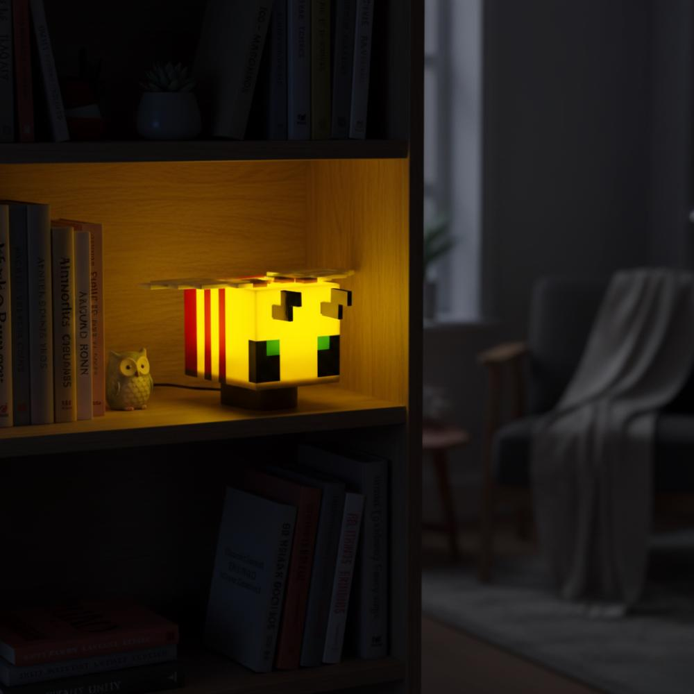 Pixel Bee Night Light – Cute Pixel-Style USB LED Bedside Lamp