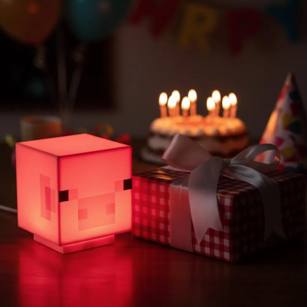 Pixel Pig Night Light – Cute Pixel-Style USB LED Bedside Lamp