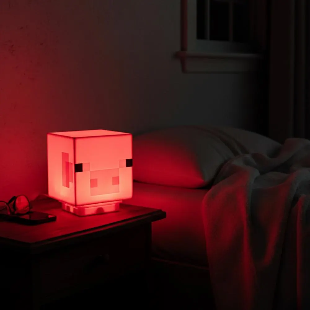 Pixel Pig Night Light – Cute Pixel-Style USB LED Bedside Lamp